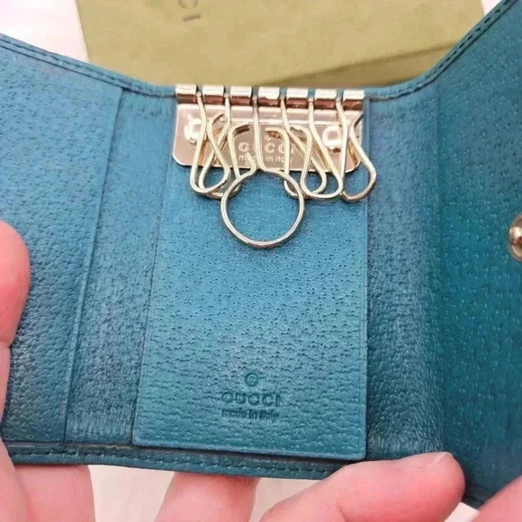 Gucci Canvas Monogram Studded leather  6 Key Holder case - Picture 14 of 15